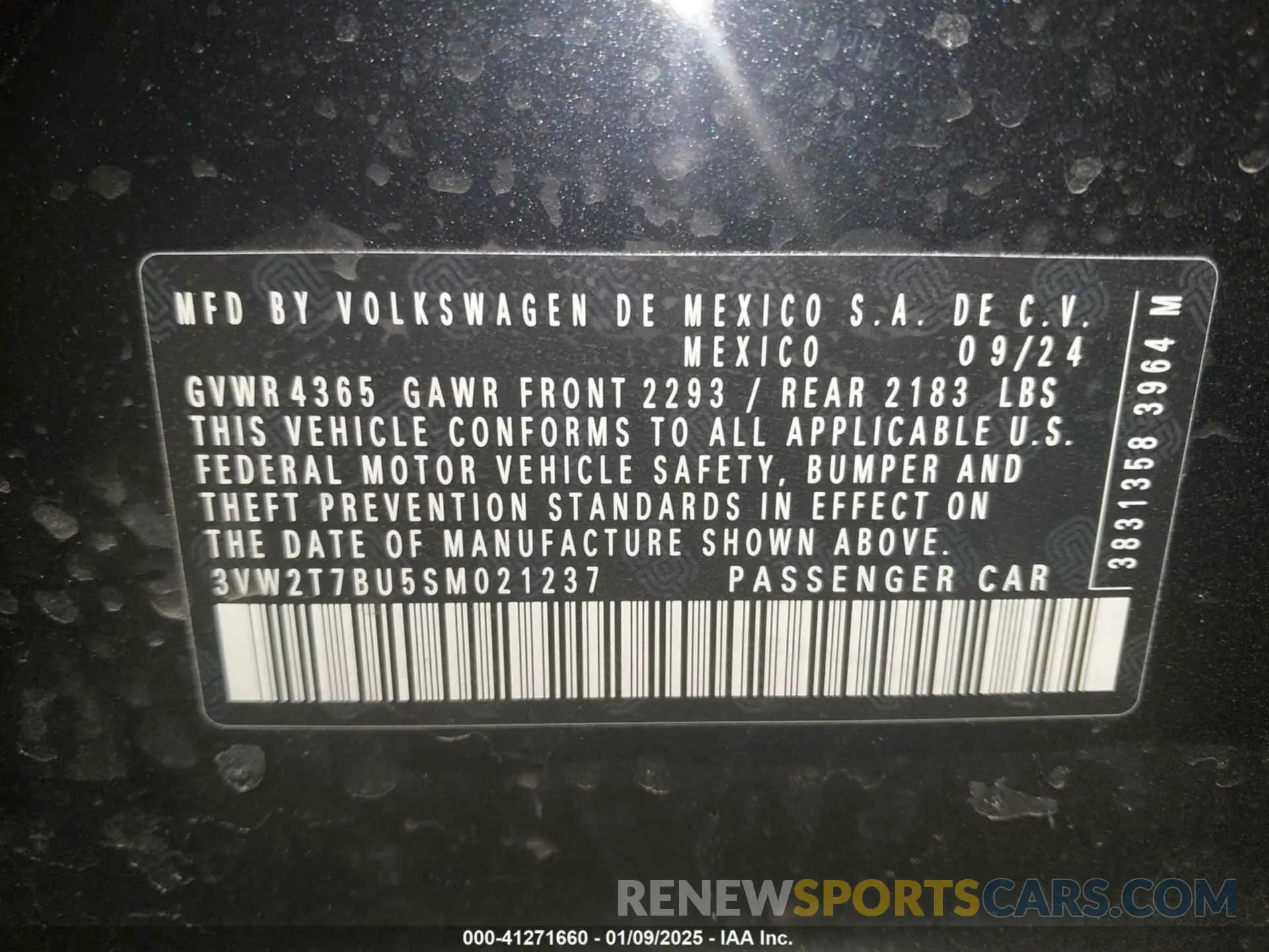 9 fotografías del automóvil dañado 3VW2T7BU5SM021237 VOLKSWAGEN JETTA GLI 2025