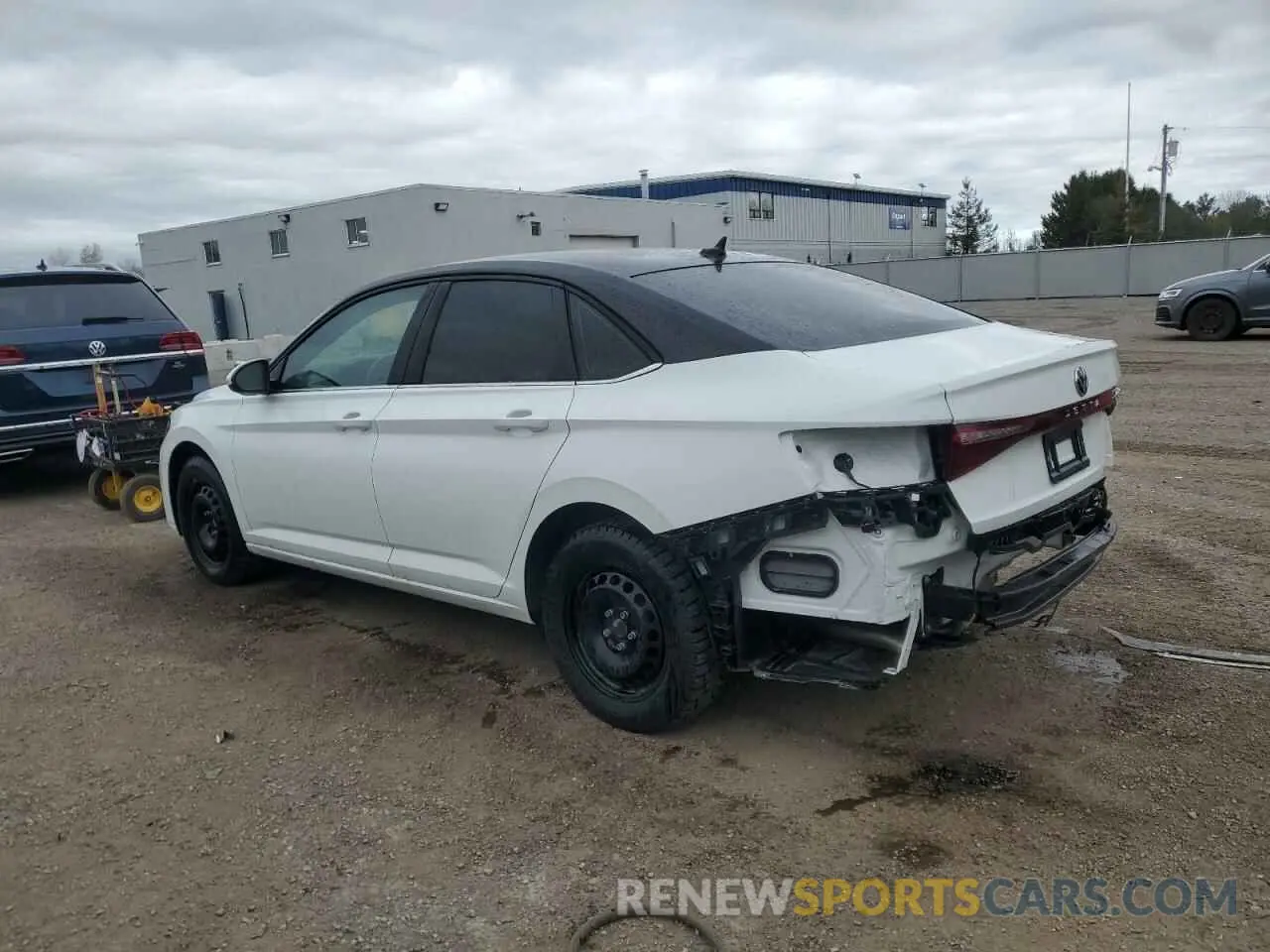 2 fotografías del automóvil dañado 3VWCX7BU0SM010087 VOLKSWAGEN JETTA TREN 2025