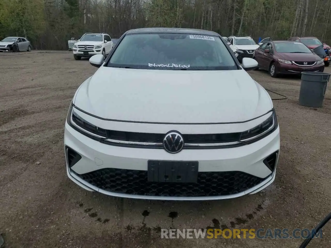 5 fotografías del automóvil dañado 3VWCX7BU0SM010087 VOLKSWAGEN JETTA TREN 2025