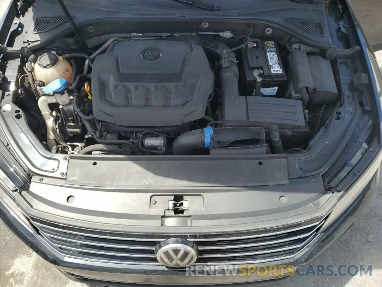 11 fotografías del automóvil dañado 1VWLA7A30KC014166 VOLKSWAGEN PASSAT 2019