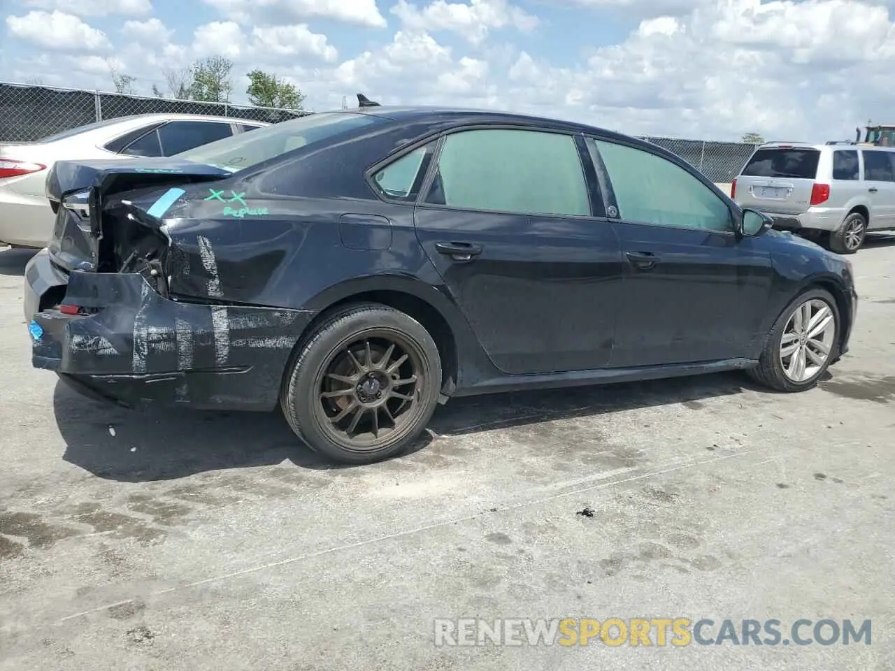 3 fotografías del automóvil dañado 1VWLA7A30KC014166 VOLKSWAGEN PASSAT 2019