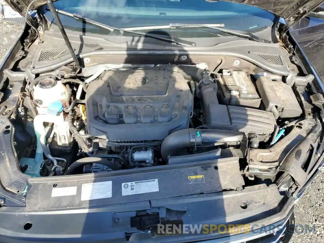 11 fotografías del automóvil dañado 1VWLA7A31KC004813 VOLKSWAGEN PASSAT 2019