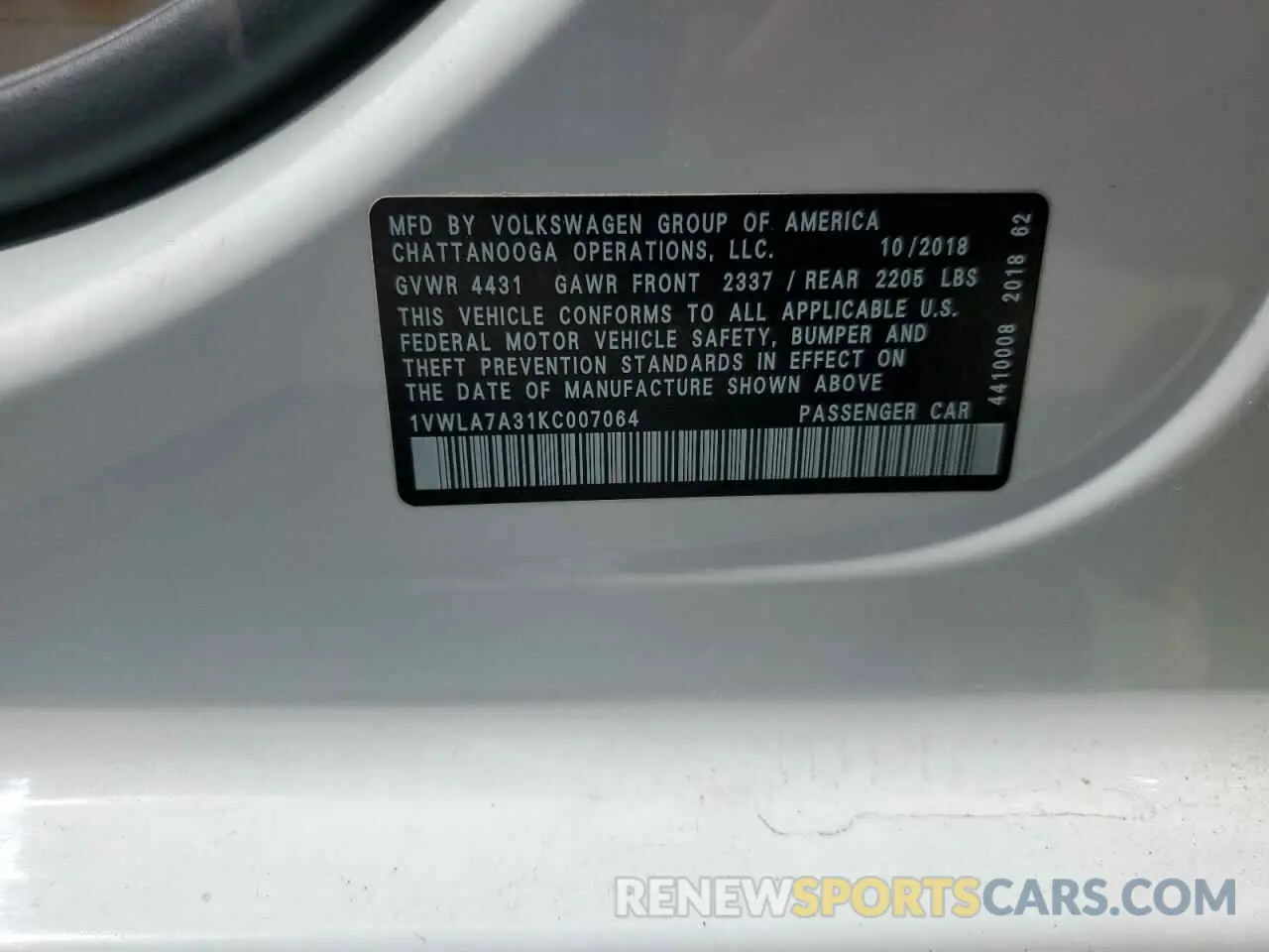 12 fotografías del automóvil dañado 1VWLA7A31KC007064 VOLKSWAGEN PASSAT 2019