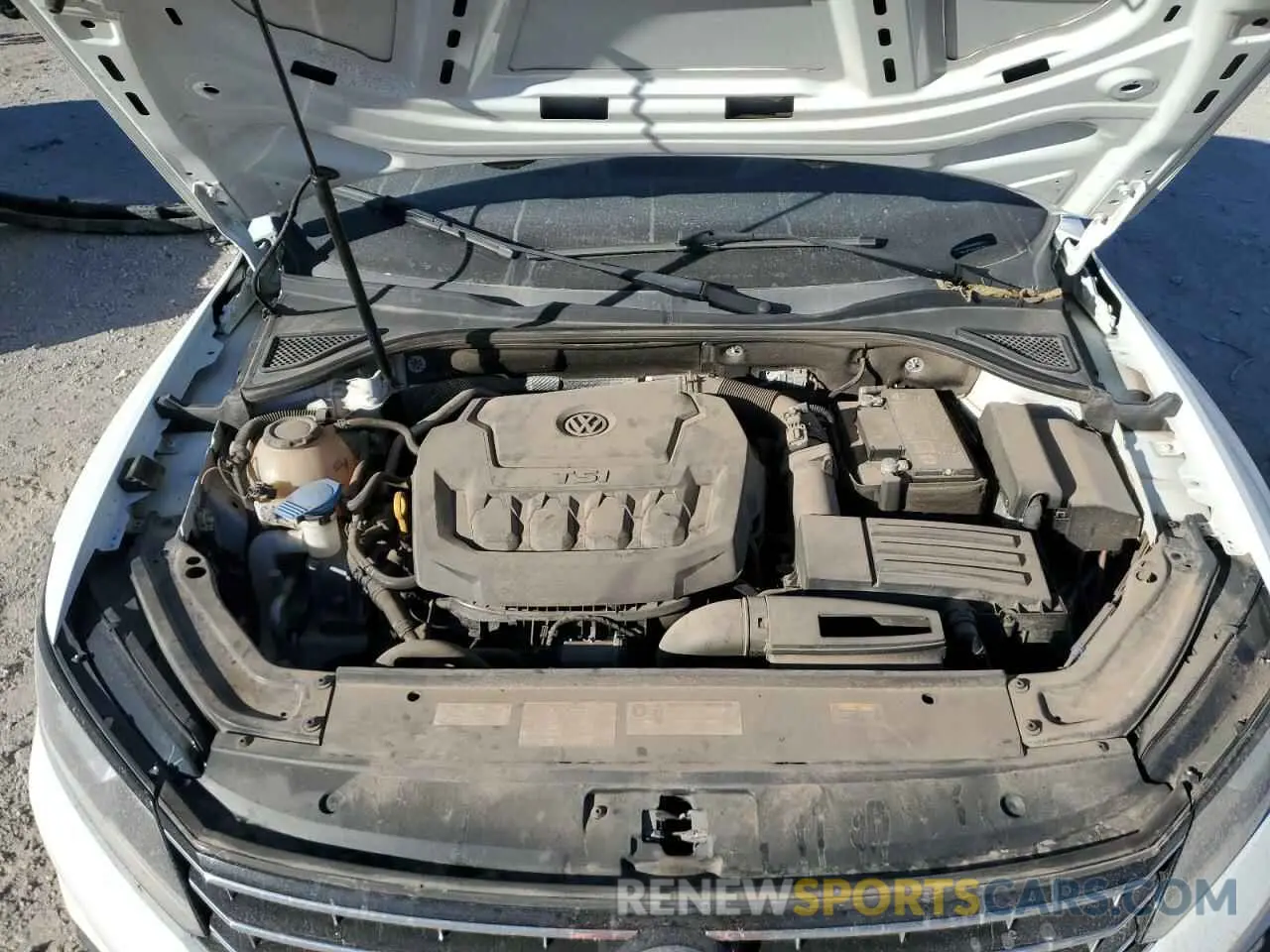 12 fotografías del automóvil dañado 1VWLA7A31KC014502 VOLKSWAGEN PASSAT 2019
