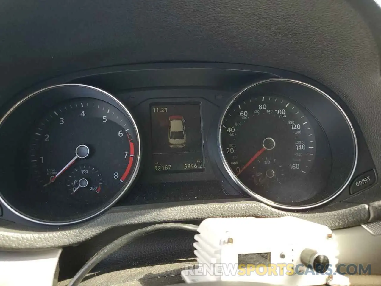 9 fotografías del automóvil dañado 1VWLA7A33KC009589 VOLKSWAGEN PASSAT 2019