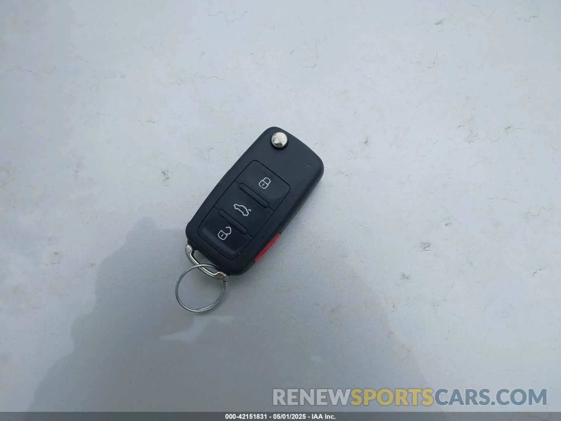 11 fotografías del automóvil dañado 1VWLA7A33KC013920 VOLKSWAGEN PASSAT 2019
