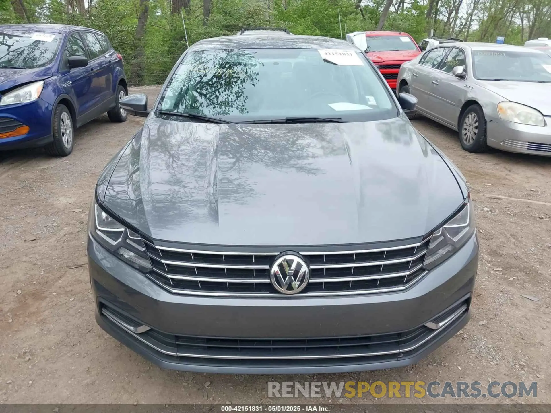 12 fotografías del automóvil dañado 1VWLA7A33KC013920 VOLKSWAGEN PASSAT 2019