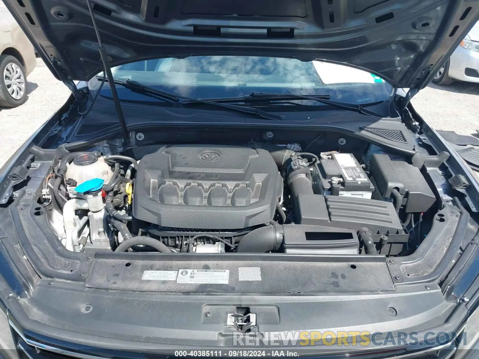10 fotografías del automóvil dañado 1VWLA7A35KC011084 VOLKSWAGEN PASSAT 2019