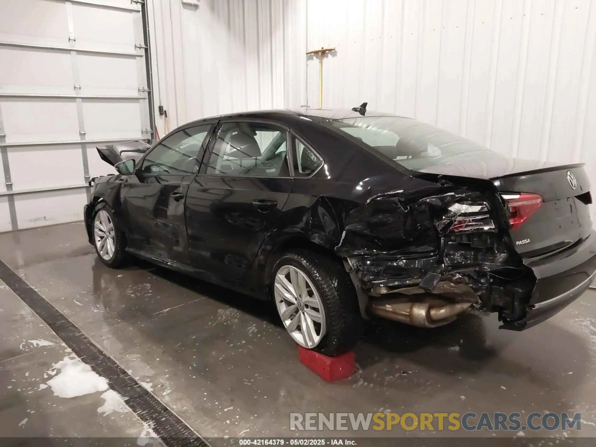 6 fotografías del automóvil dañado 1VWLA7A36KC004077 VOLKSWAGEN PASSAT 2019