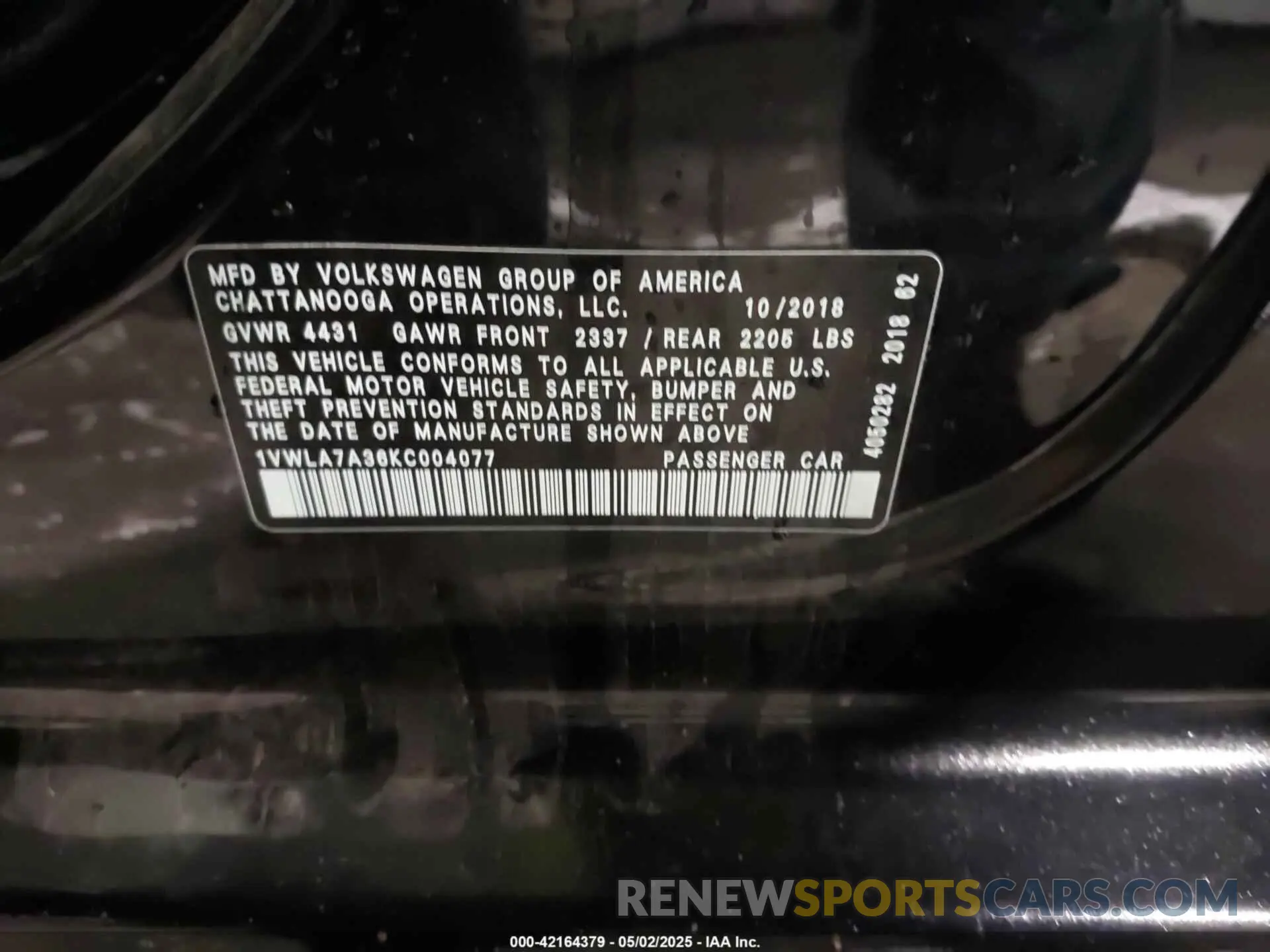9 fotografías del automóvil dañado 1VWLA7A36KC004077 VOLKSWAGEN PASSAT 2019
