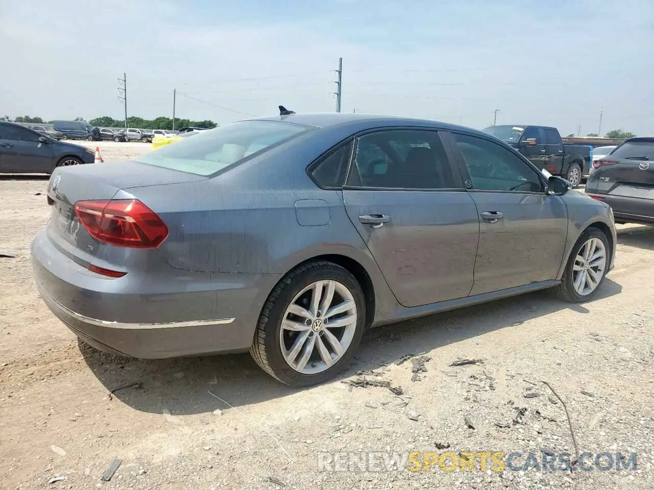 3 fotografías del automóvil dañado 1VWLA7A37KC009241 VOLKSWAGEN PASSAT 2019