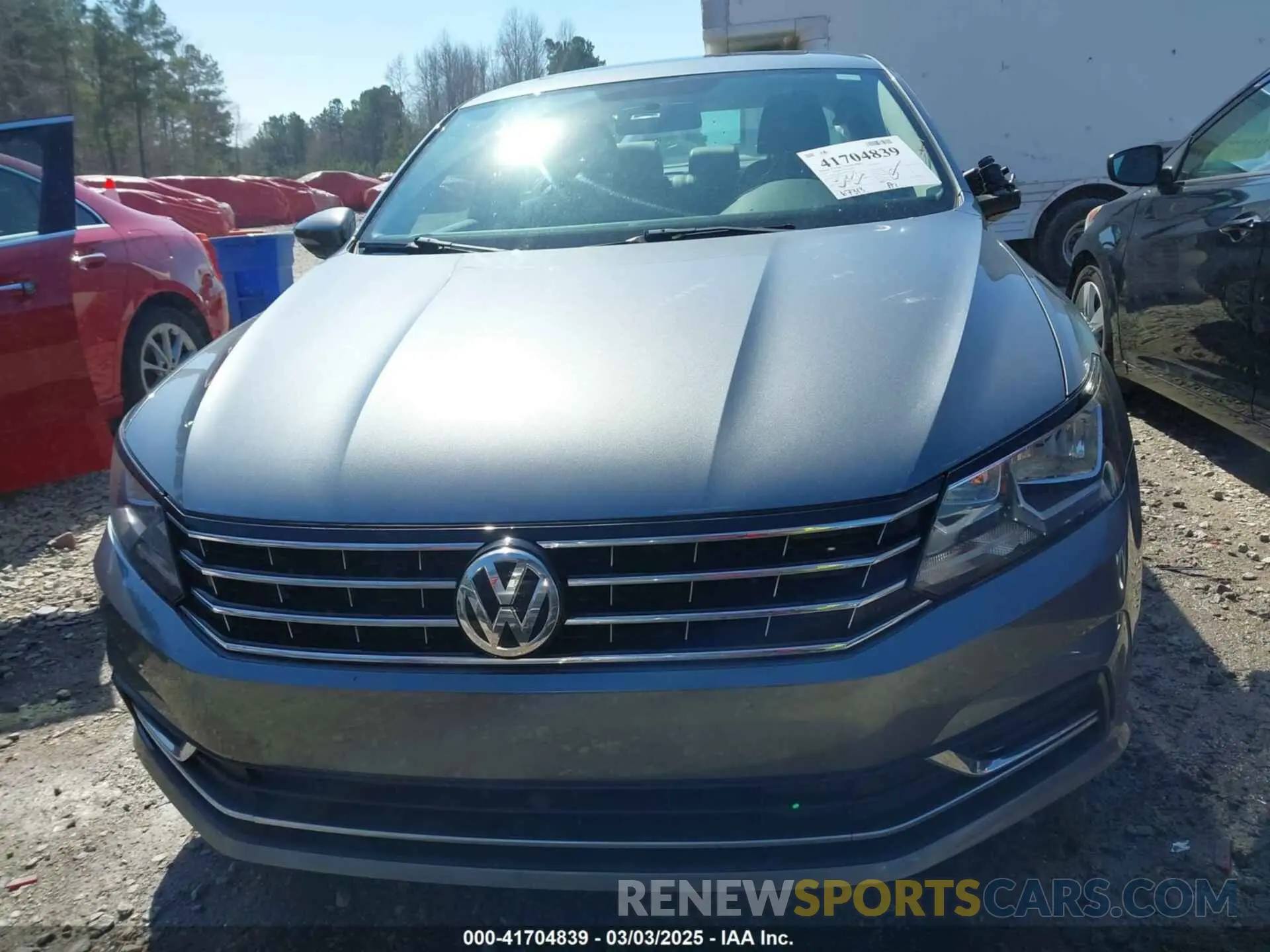 12 fotografías del automóvil dañado 1VWLA7A38KC003562 VOLKSWAGEN PASSAT 2019