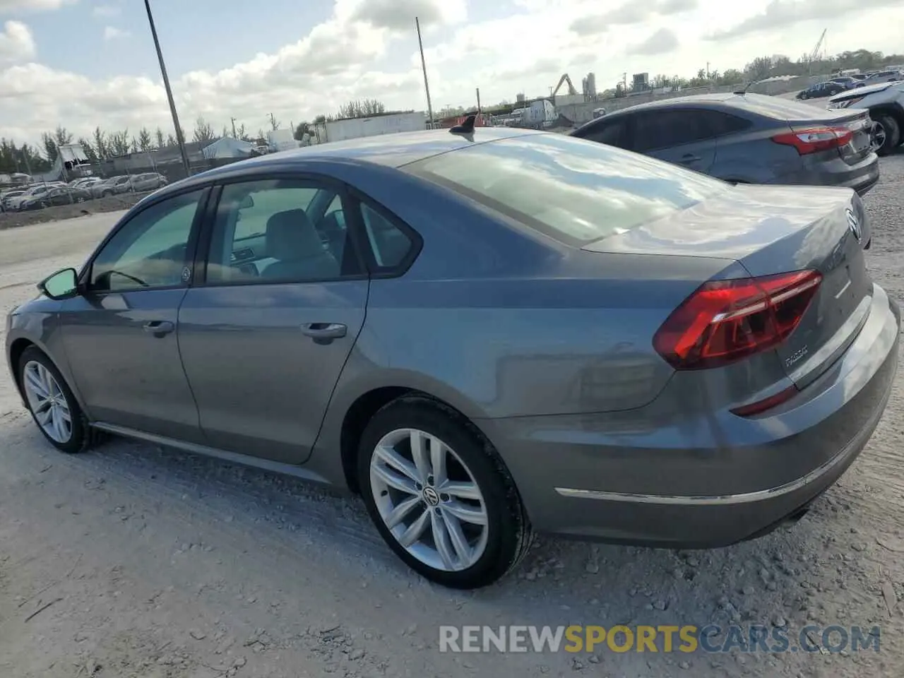 2 fotografías del automóvil dañado 1VWLA7A3XKC001733 VOLKSWAGEN PASSAT 2019