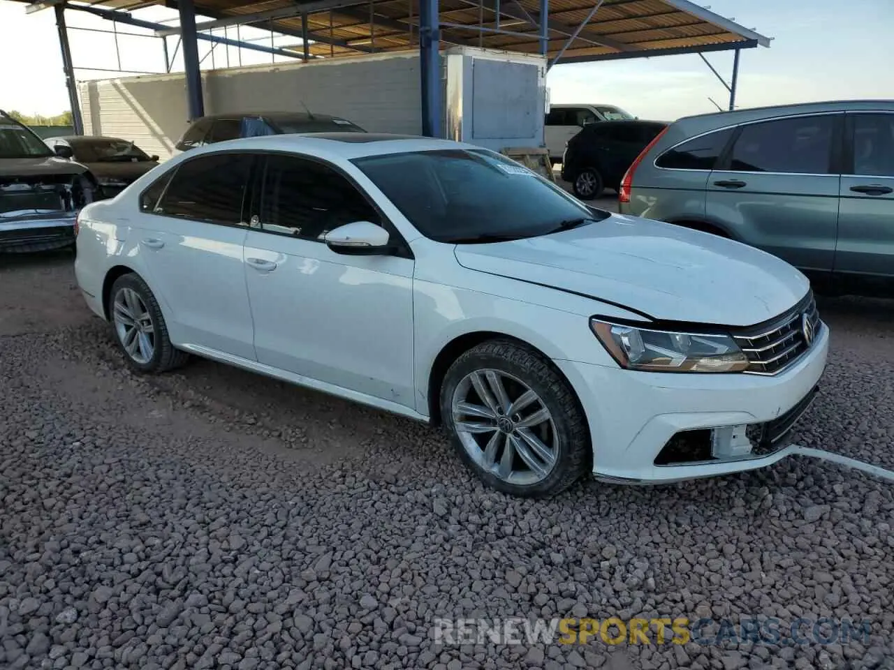 4 fotografías del automóvil dañado 1VWLA7A3XKC011596 VOLKSWAGEN PASSAT 2019