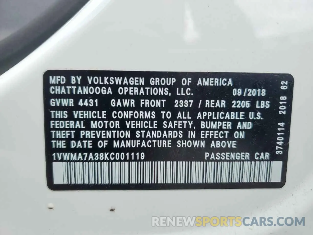 12 fotografías del automóvil dañado 1VWMA7A38KC001119 VOLKSWAGEN PASSAT 2019