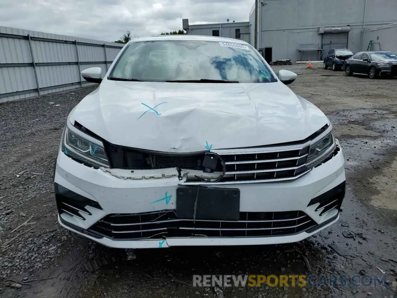 5 fotografías del automóvil dañado 1VWMA7A38KC001119 VOLKSWAGEN PASSAT 2019