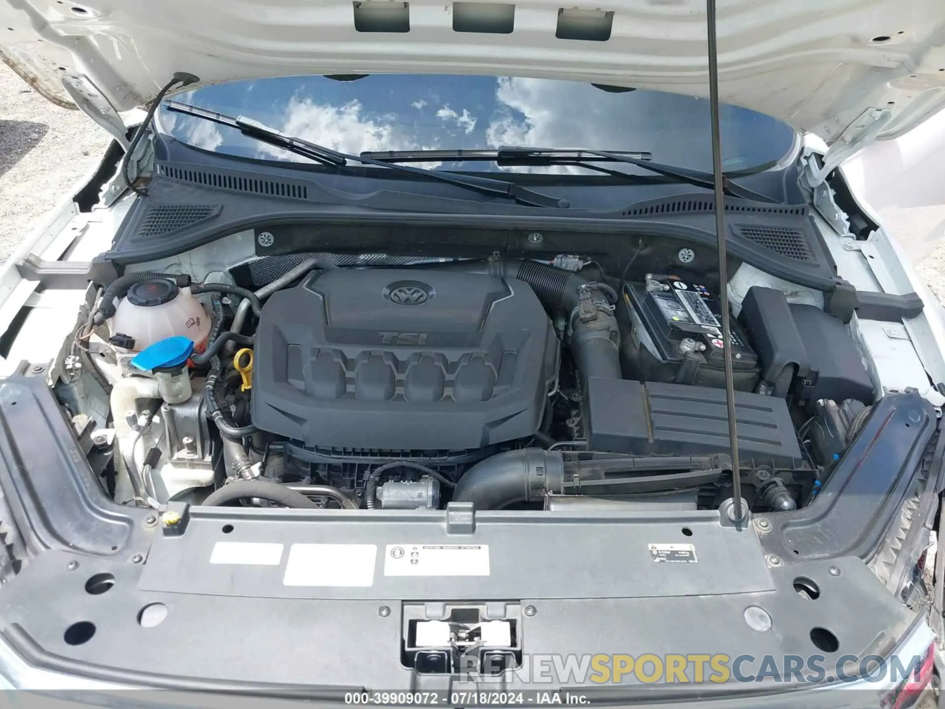 10 fotografías del automóvil dañado 1VWAA7A35LC012759 VOLKSWAGEN PASSAT 2020