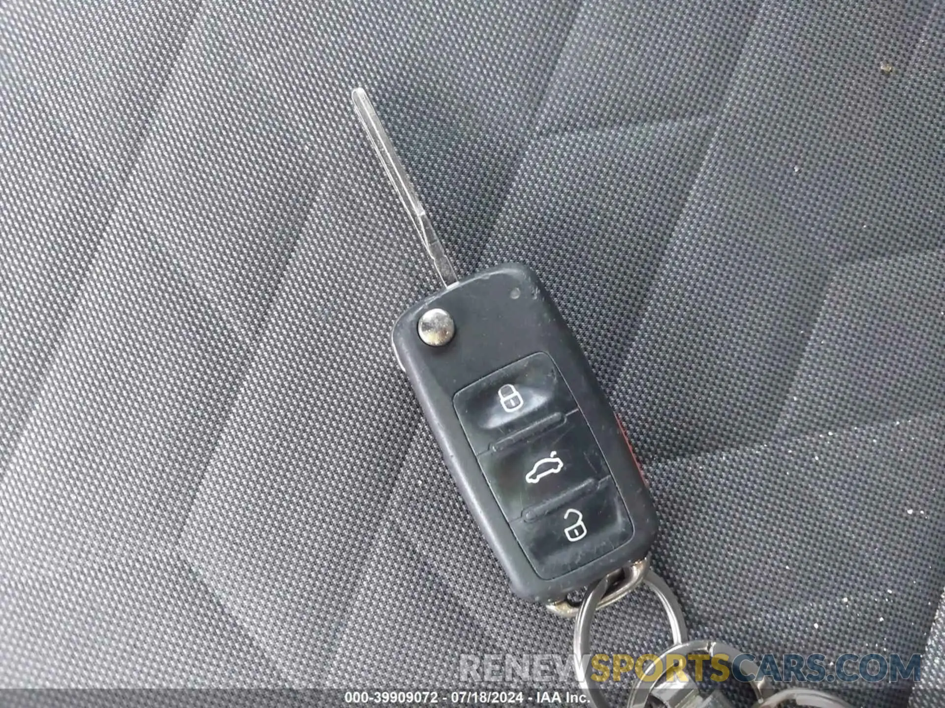 11 fotografías del automóvil dañado 1VWAA7A35LC012759 VOLKSWAGEN PASSAT 2020