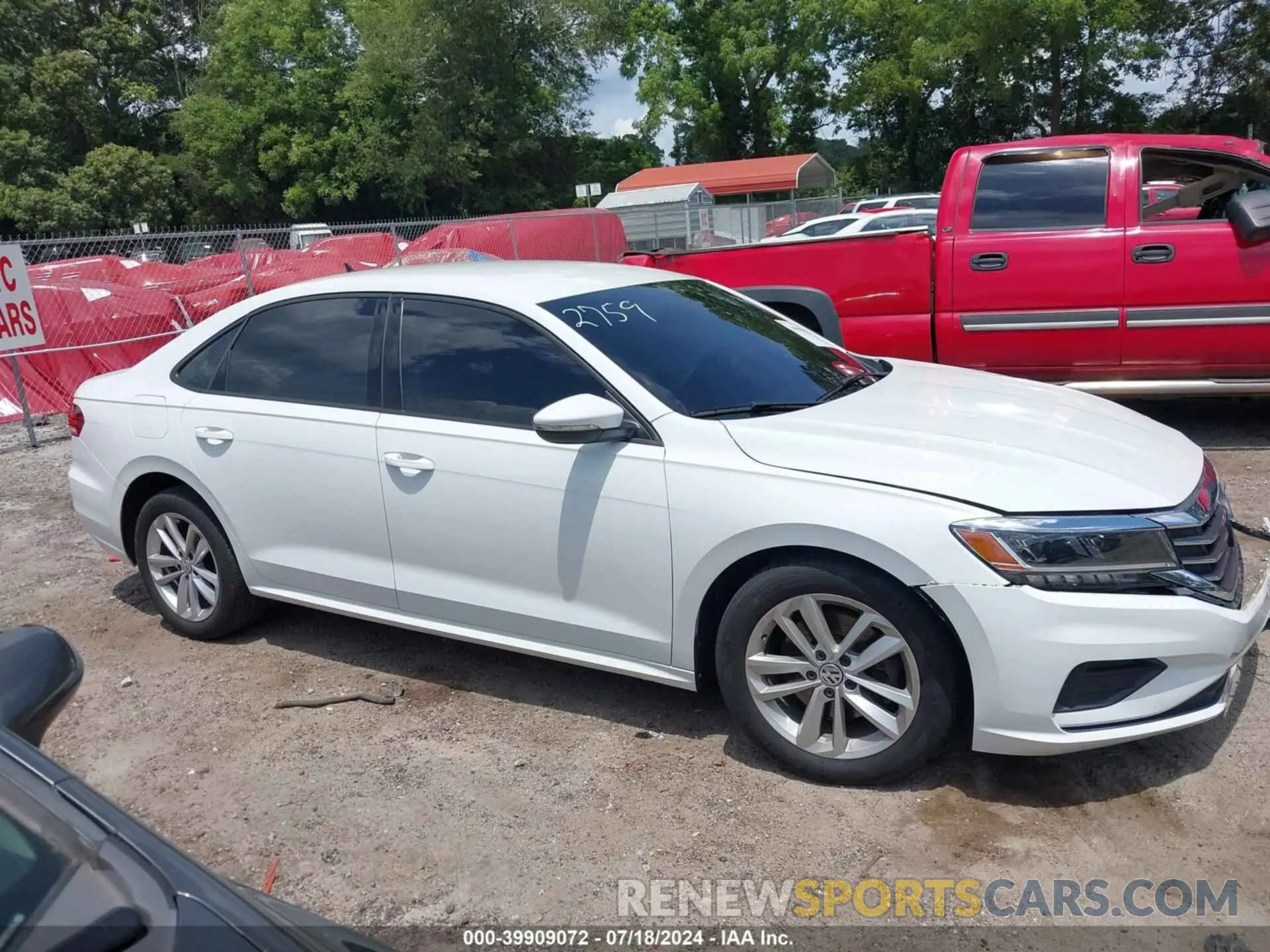 13 fotografías del automóvil dañado 1VWAA7A35LC012759 VOLKSWAGEN PASSAT 2020