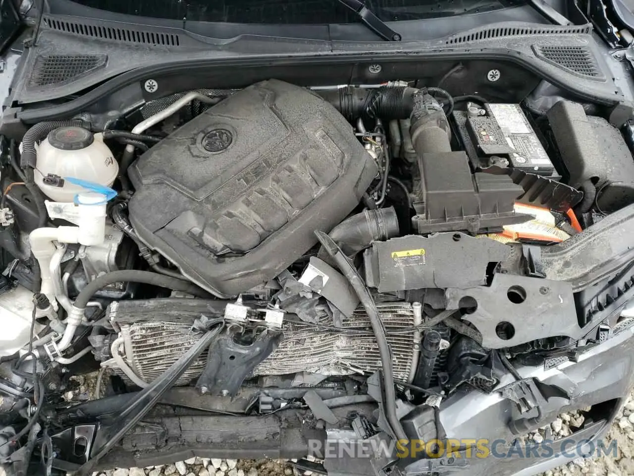 11 fotografías del automóvil dañado 1VWAA7A3XLC023675 VOLKSWAGEN PASSAT 2020