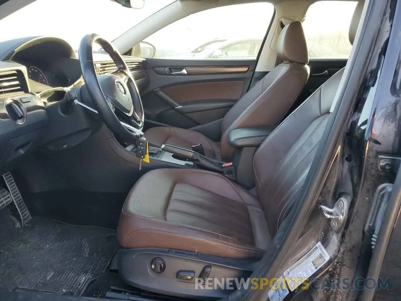 7 fotografías del automóvil dañado 1VWCA7A30LC019398 VOLKSWAGEN PASSAT 2020