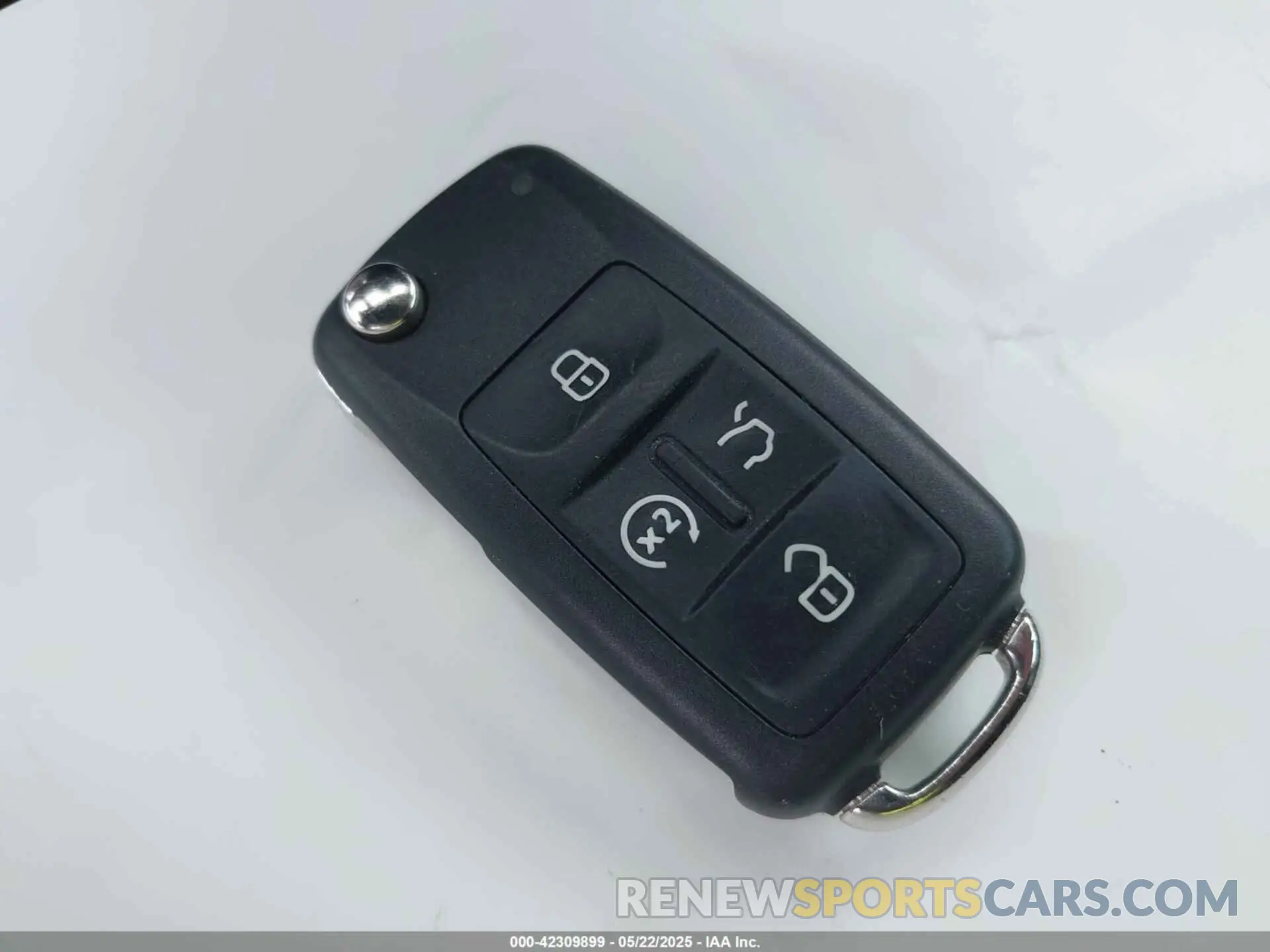11 fotografías del automóvil dañado 1VWCA7A31LC016770 VOLKSWAGEN PASSAT 2020