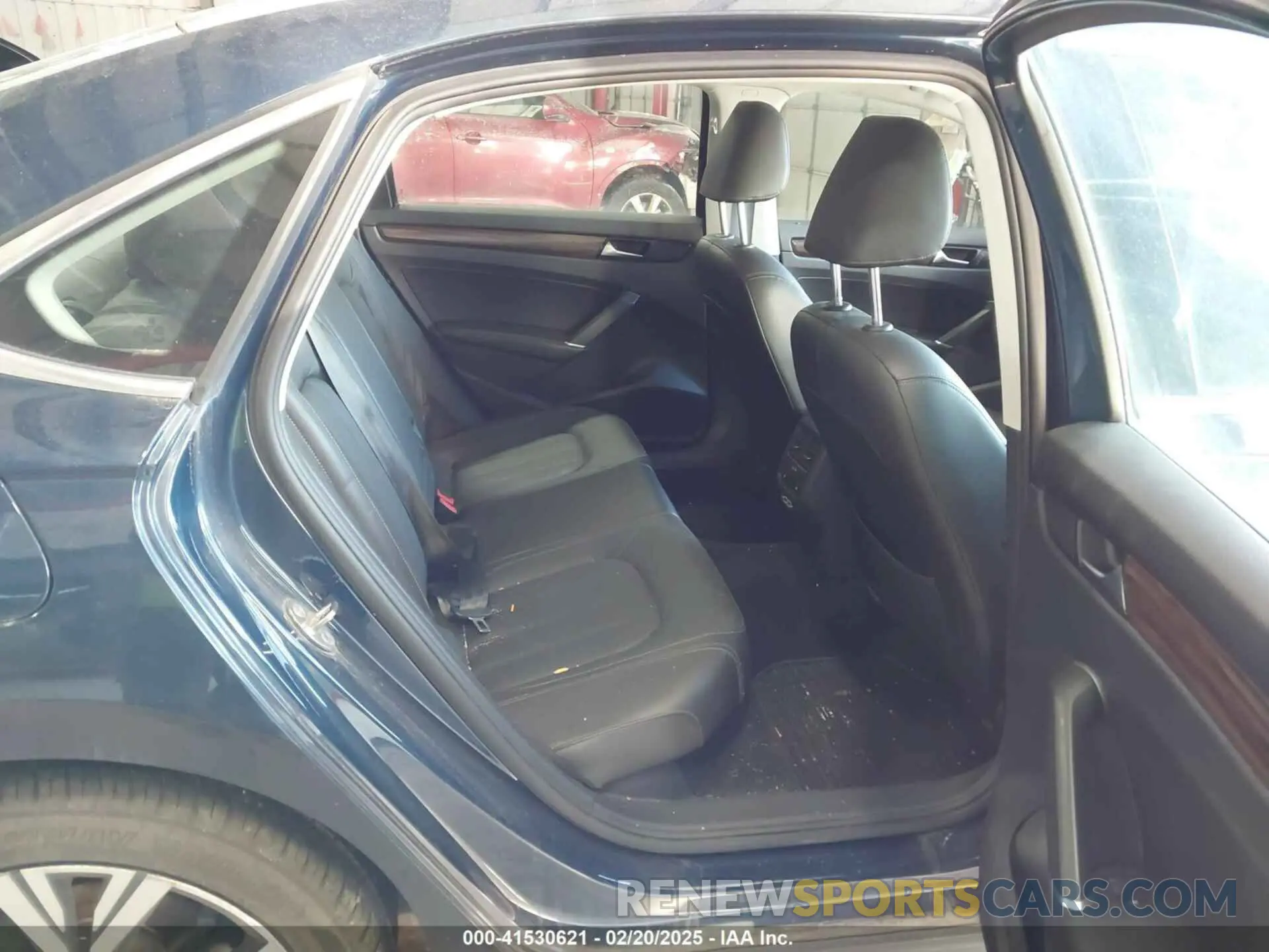 8 fotografías del automóvil dañado 1VWCA7A34LC025625 VOLKSWAGEN PASSAT 2020