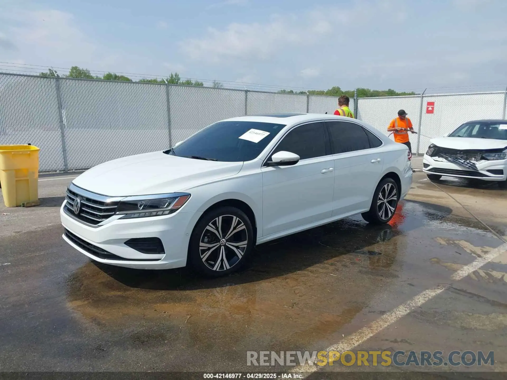 2 fotografías del automóvil dañado 1VWCA7A35LC020918 VOLKSWAGEN PASSAT 2020