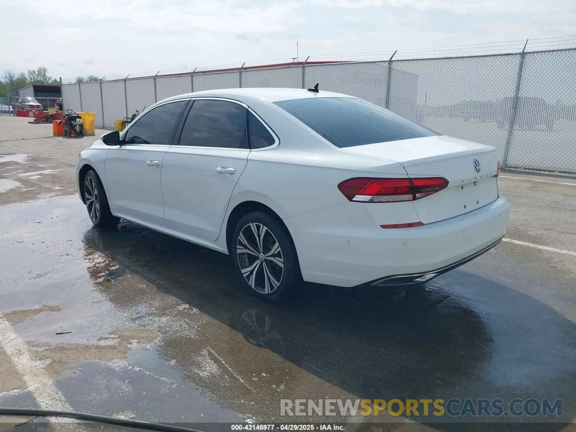 3 fotografías del automóvil dañado 1VWCA7A35LC020918 VOLKSWAGEN PASSAT 2020