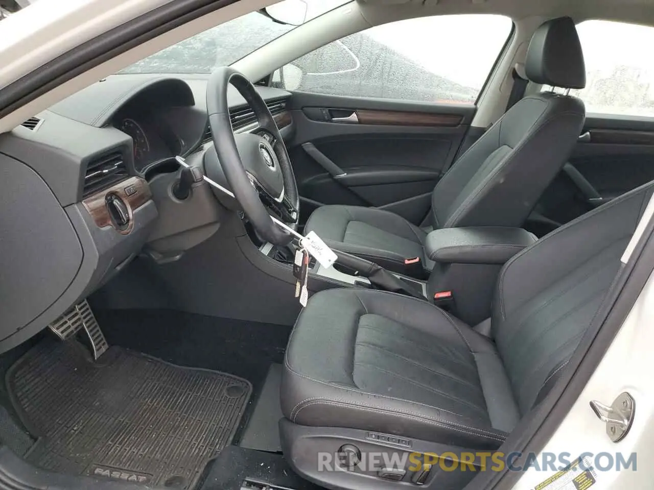 7 fotografías del automóvil dañado 1VWCA7A37LC005093 VOLKSWAGEN PASSAT 2020