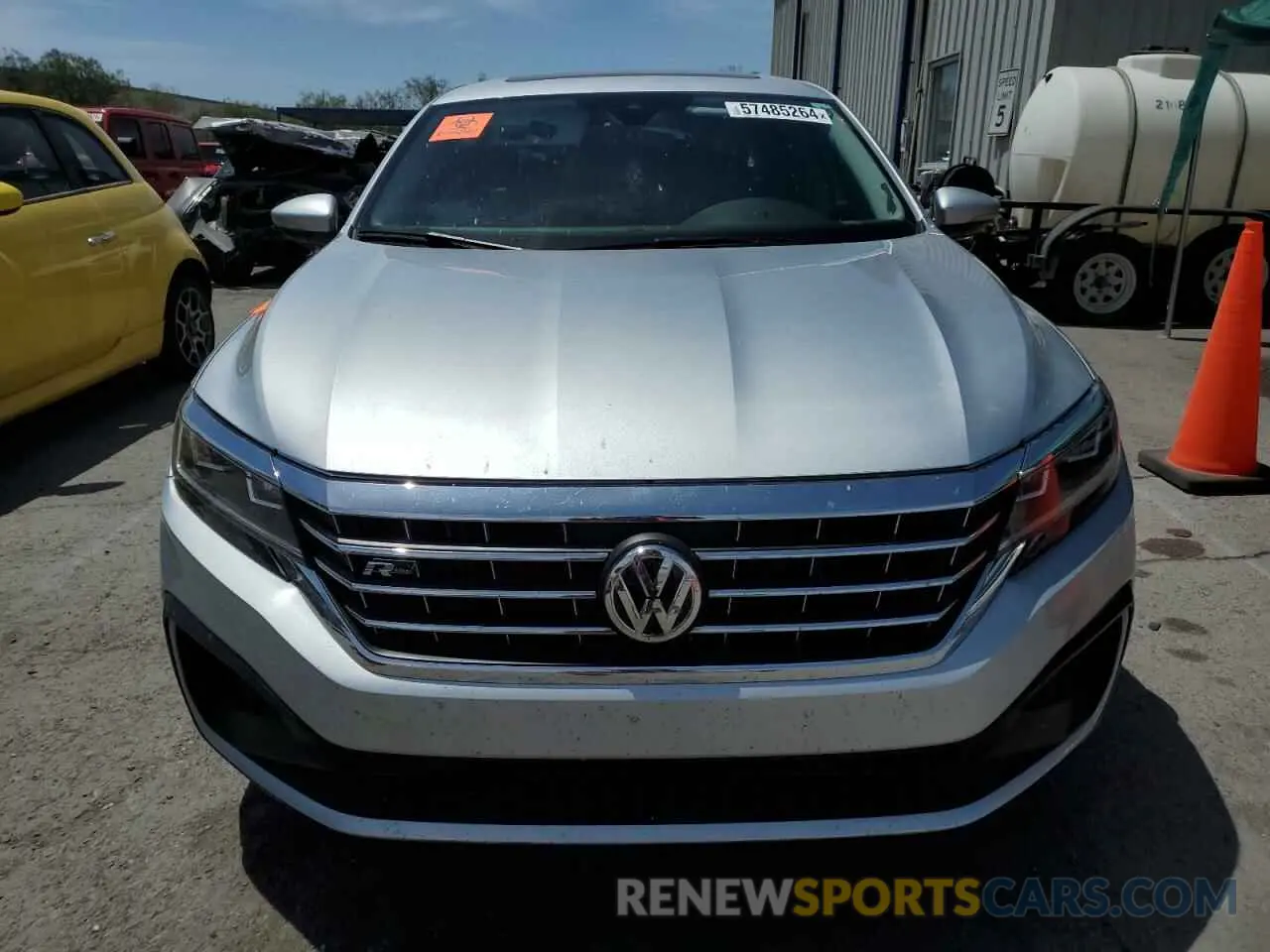 5 fotografías del automóvil dañado 1VWMA7A32LC027684 VOLKSWAGEN PASSAT 2020