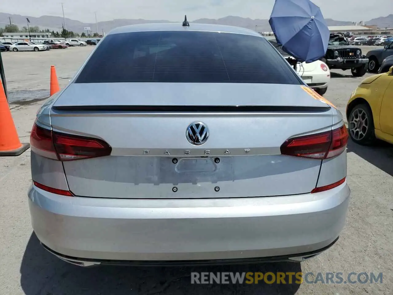 6 fotografías del automóvil dañado 1VWMA7A32LC027684 VOLKSWAGEN PASSAT 2020