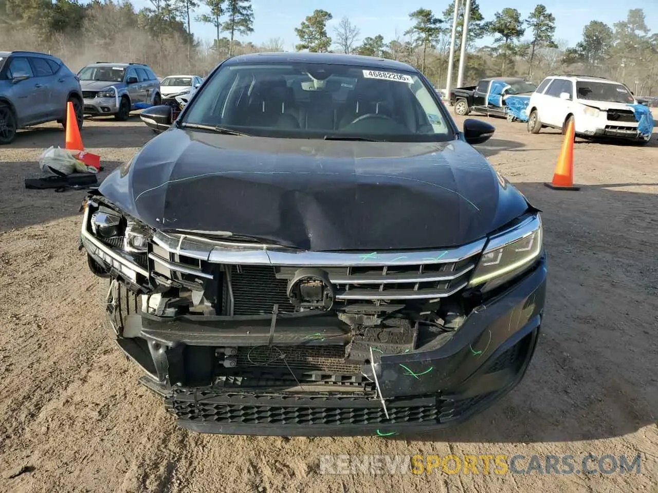 5 fotografías del automóvil dañado 1VWMA7A33LC017889 VOLKSWAGEN PASSAT 2020