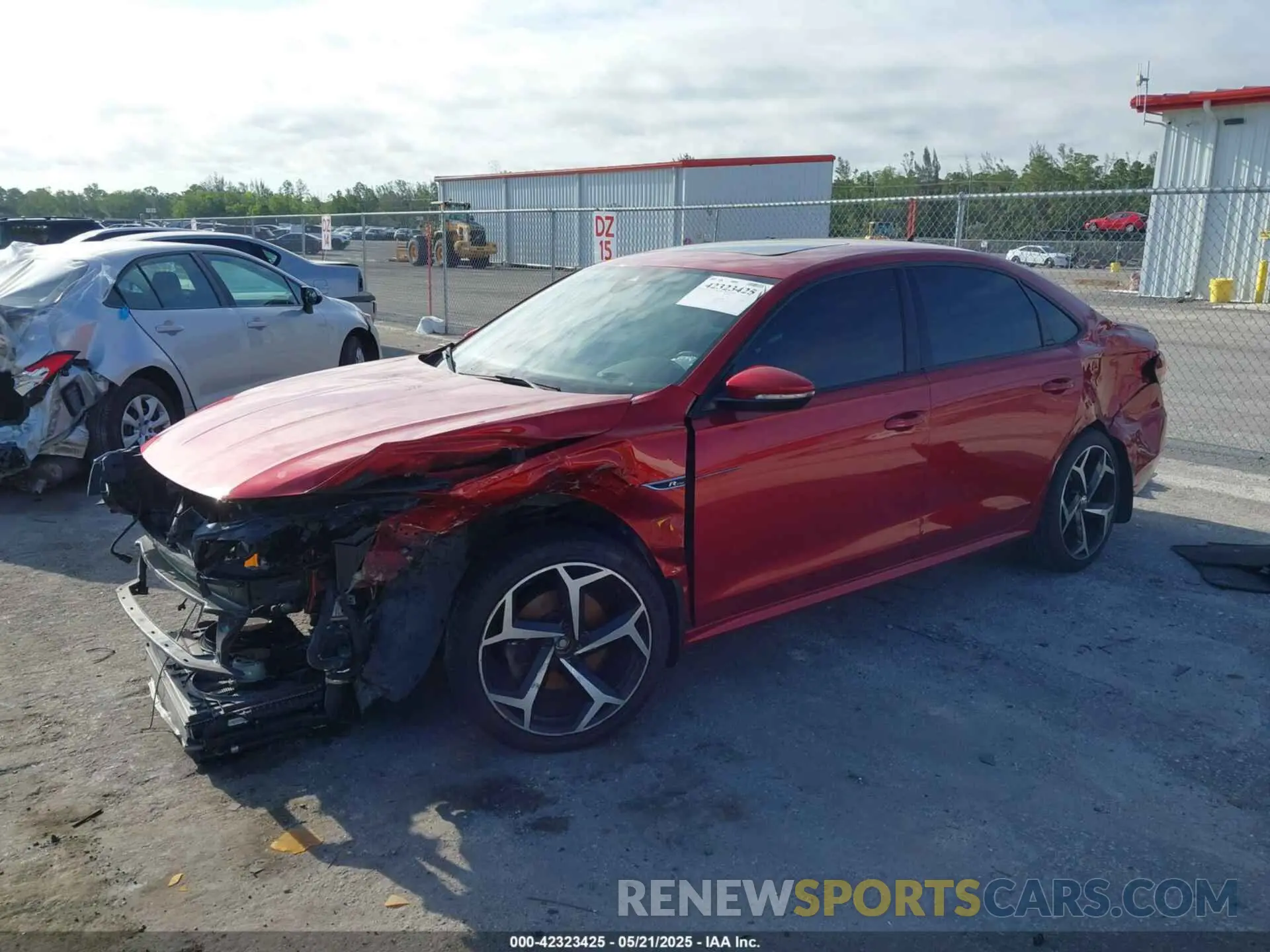 2 fotografías del automóvil dañado 1VWMA7A36LC020561 VOLKSWAGEN PASSAT 2020