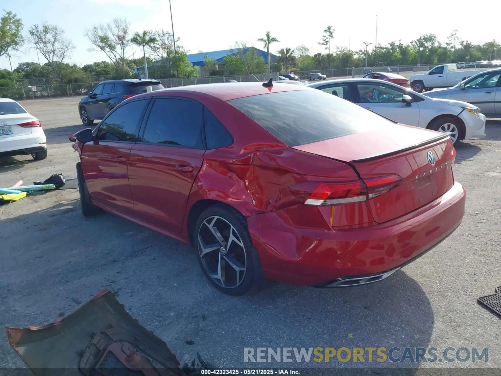 3 fotografías del automóvil dañado 1VWMA7A36LC020561 VOLKSWAGEN PASSAT 2020