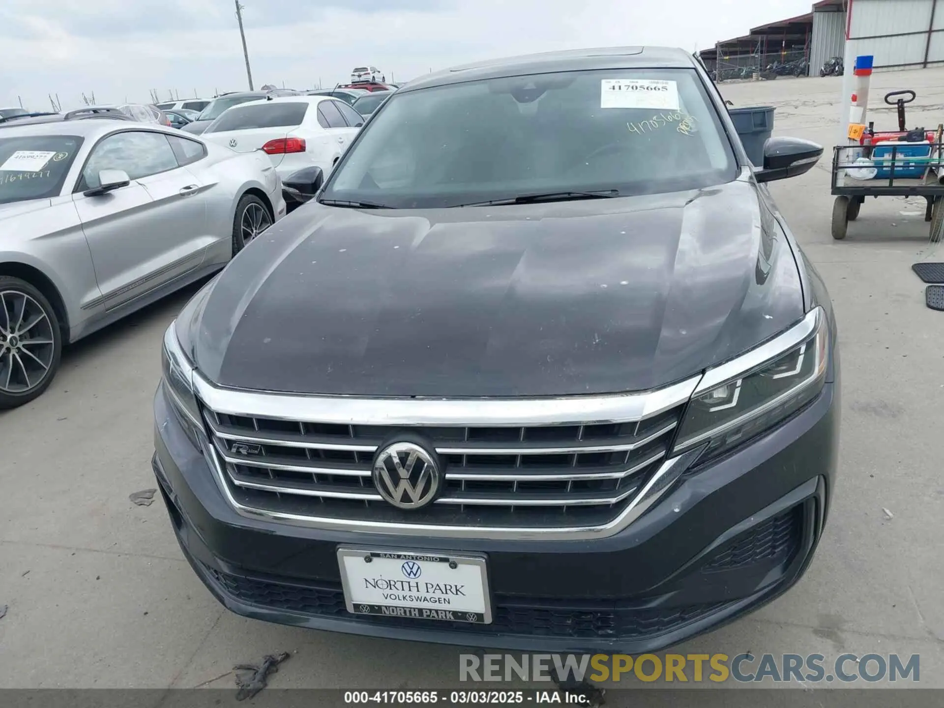 12 fotografías del automóvil dañado 1VWMA7A38LC007732 VOLKSWAGEN PASSAT 2020
