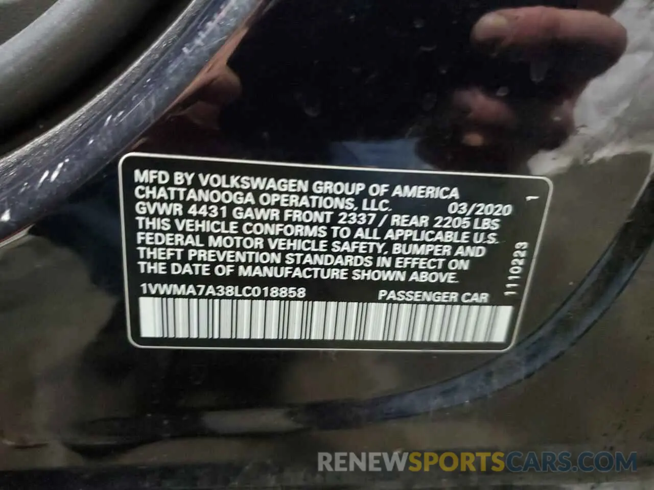12 fotografías del automóvil dañado 1VWMA7A38LC018858 VOLKSWAGEN PASSAT 2020
