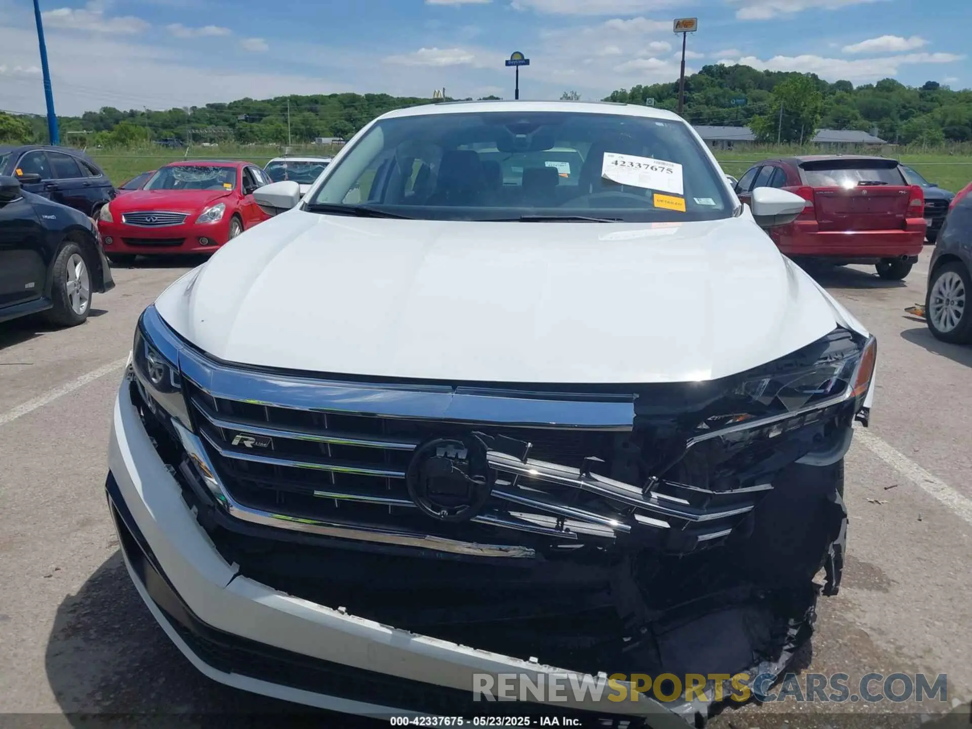 12 fotografías del automóvil dañado 1VWMA7A3XLC013709 VOLKSWAGEN PASSAT 2020