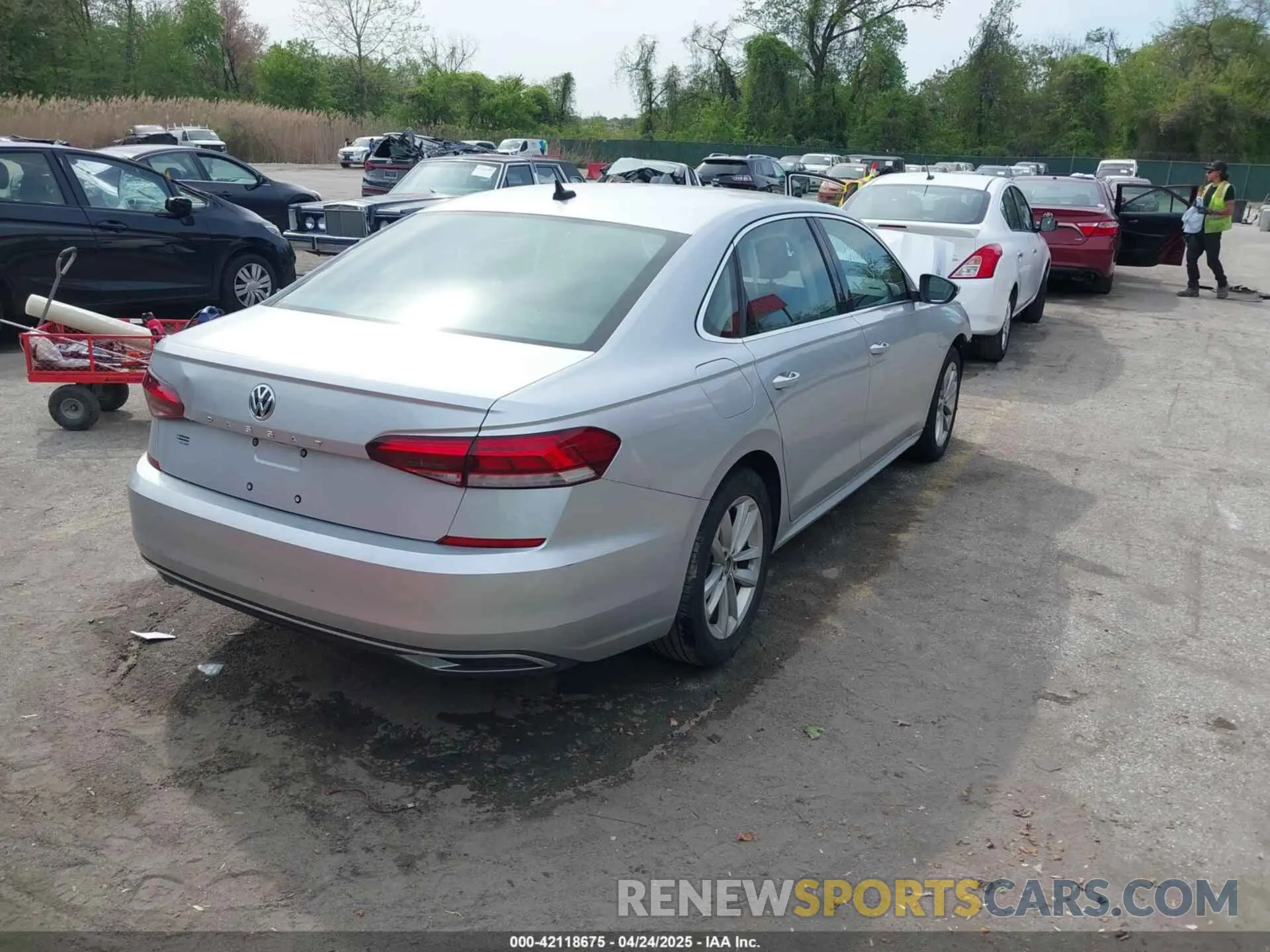 4 fotografías del automóvil dañado 1VWSA7A31LC027280 VOLKSWAGEN PASSAT 2020