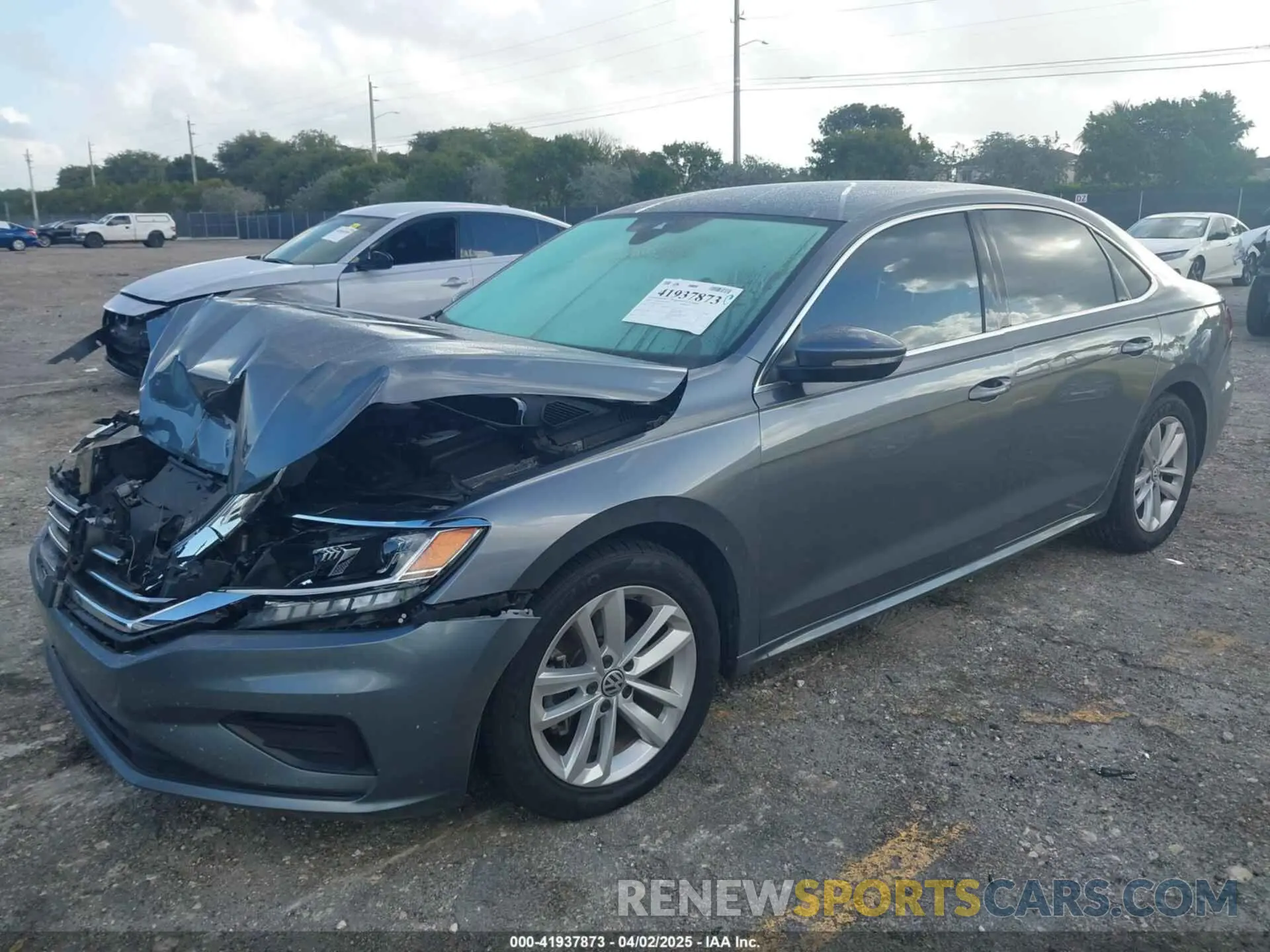 2 fotografías del automóvil dañado 1VWSA7A32LC011511 VOLKSWAGEN PASSAT 2020