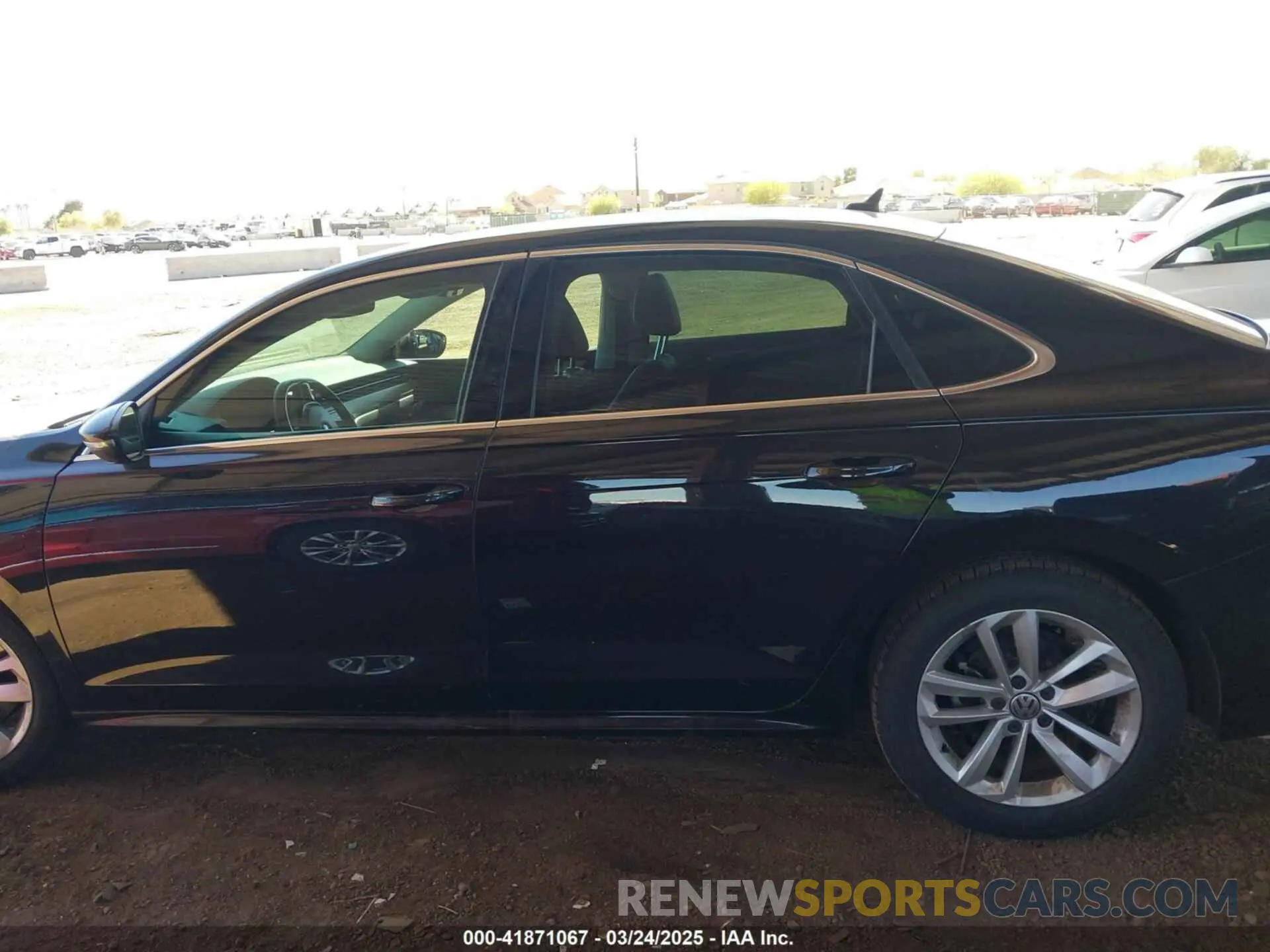 14 fotografías del automóvil dañado 1VWSA7A33LC006155 VOLKSWAGEN PASSAT 2020