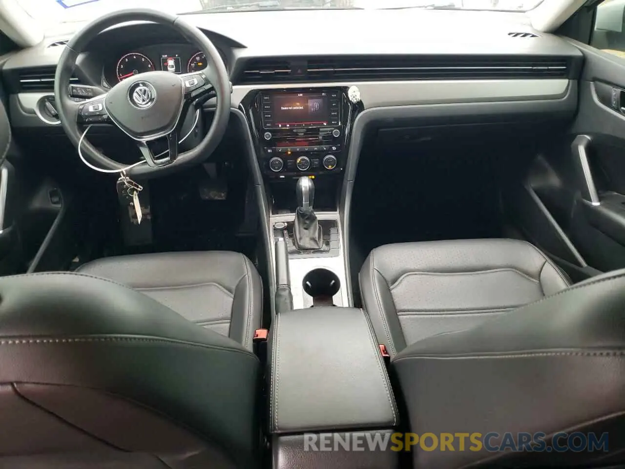8 fotografías del automóvil dañado 1VWSA7A34LC018430 VOLKSWAGEN PASSAT 2020