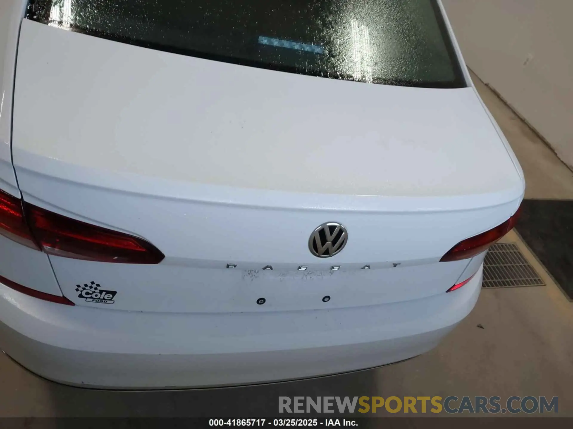 16 fotografías del automóvil dañado 1VWSA7A35LC021689 VOLKSWAGEN PASSAT 2020