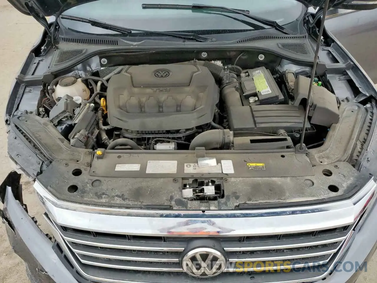 11 fotografías del automóvil dañado 1VWSA7A38LC010962 VOLKSWAGEN PASSAT 2020