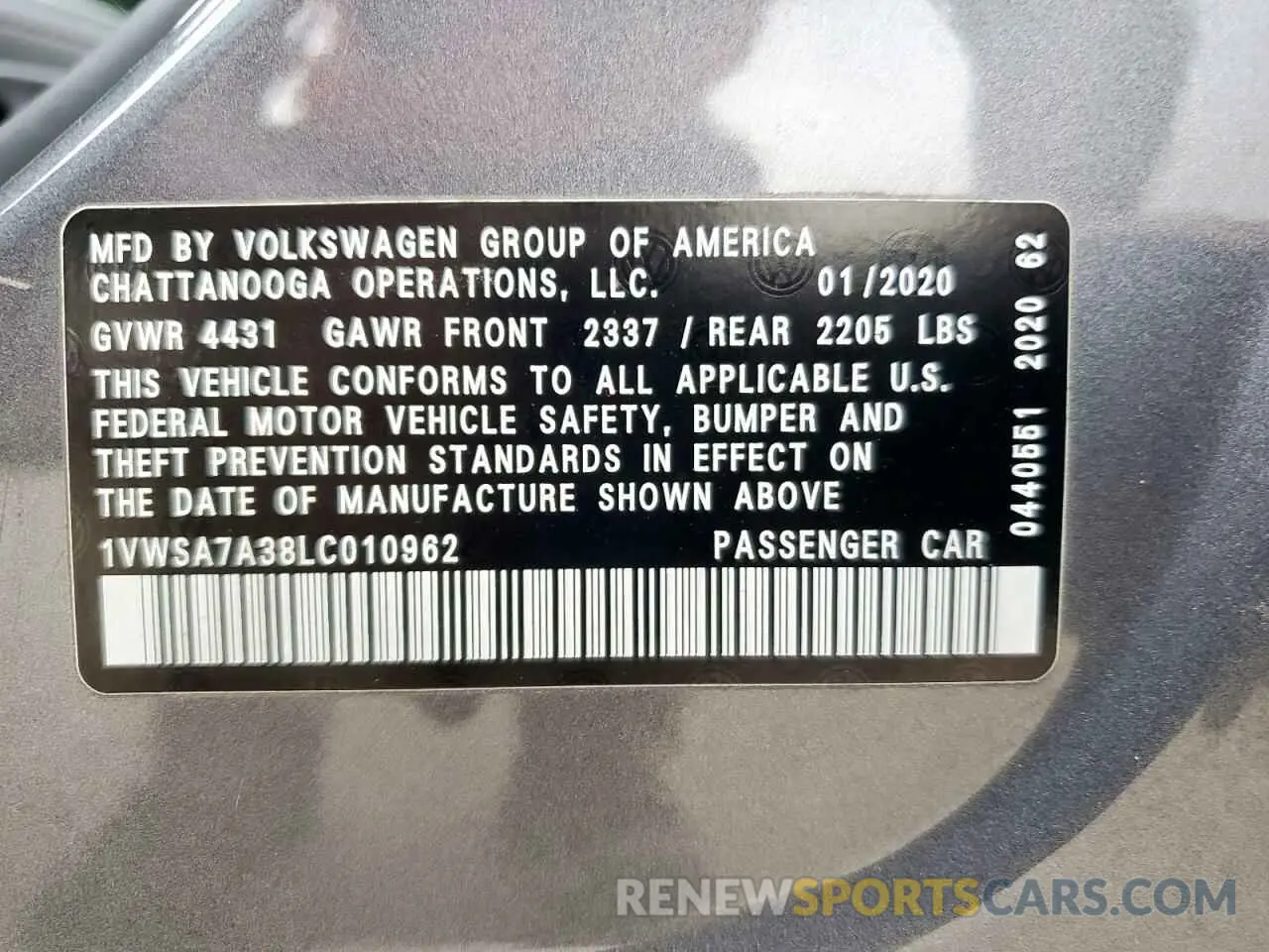 12 fotografías del automóvil dañado 1VWSA7A38LC010962 VOLKSWAGEN PASSAT 2020