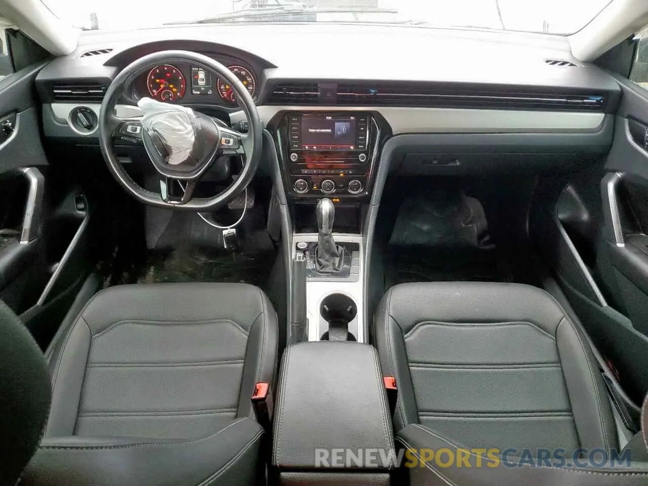 8 fotografías del automóvil dañado 1VWSA7A38LC010962 VOLKSWAGEN PASSAT 2020