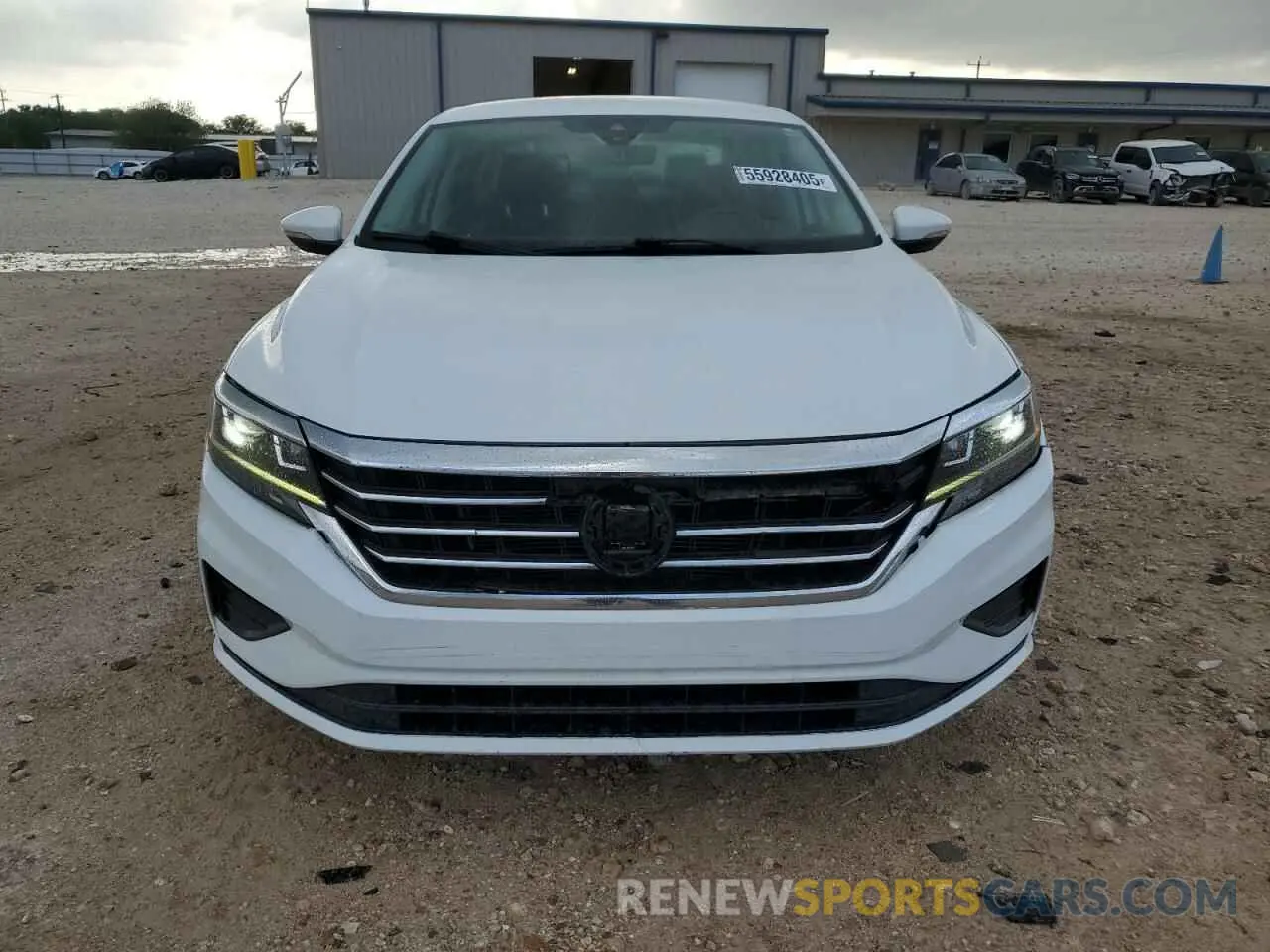 5 fotografías del automóvil dañado 1VWSA7A38LC011156 VOLKSWAGEN PASSAT 2020