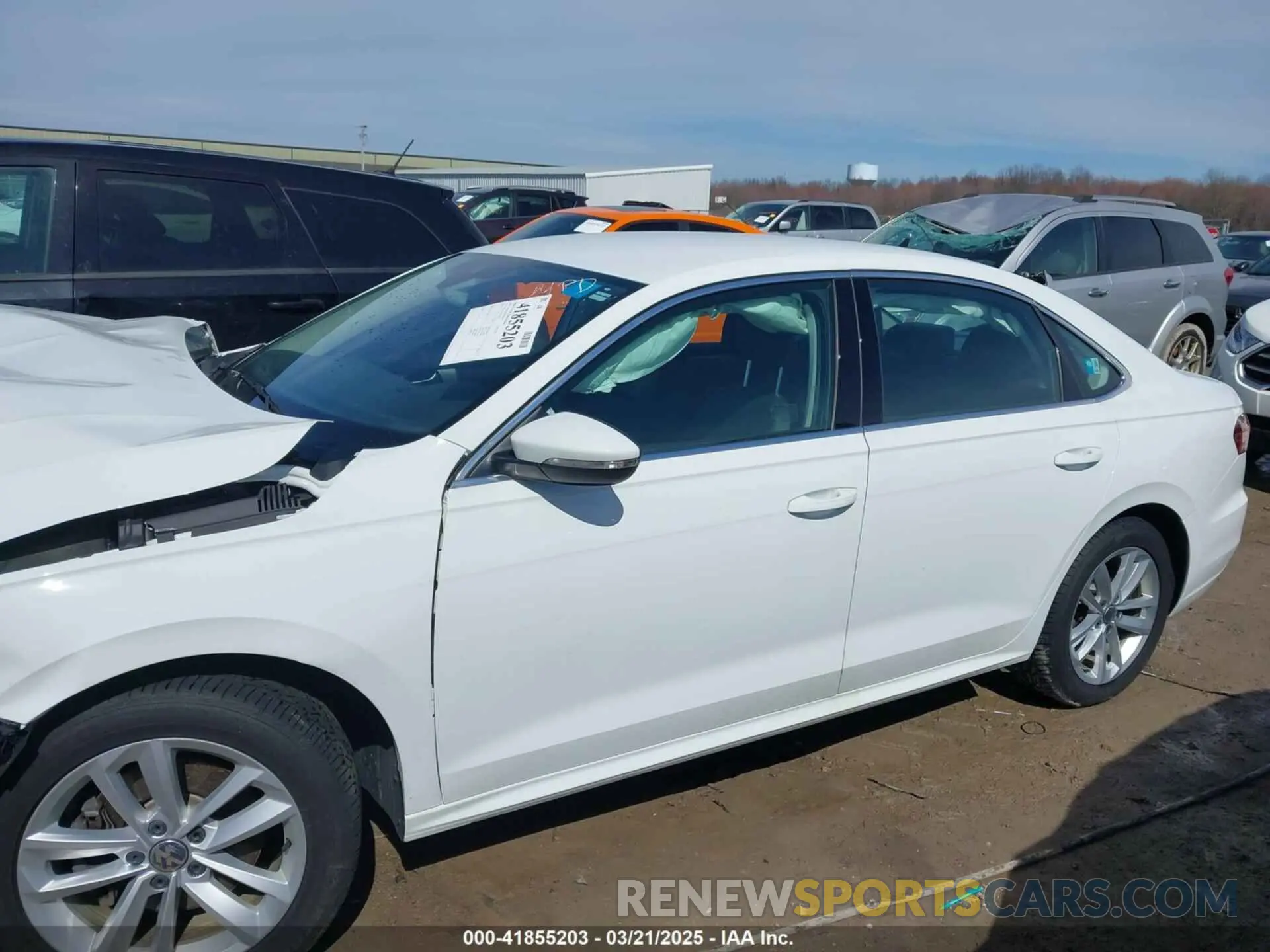 15 fotografías del automóvil dañado 1VWSA7A39LC021369 VOLKSWAGEN PASSAT 2020