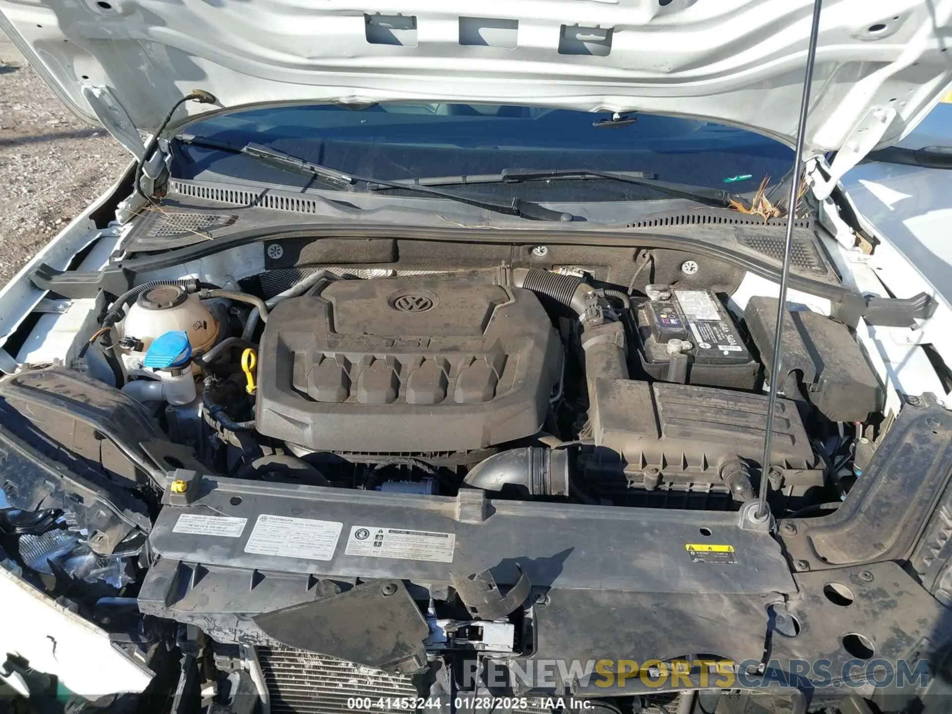 10 fotografías del automóvil dañado 1VWSA7A3XLC020859 VOLKSWAGEN PASSAT 2020