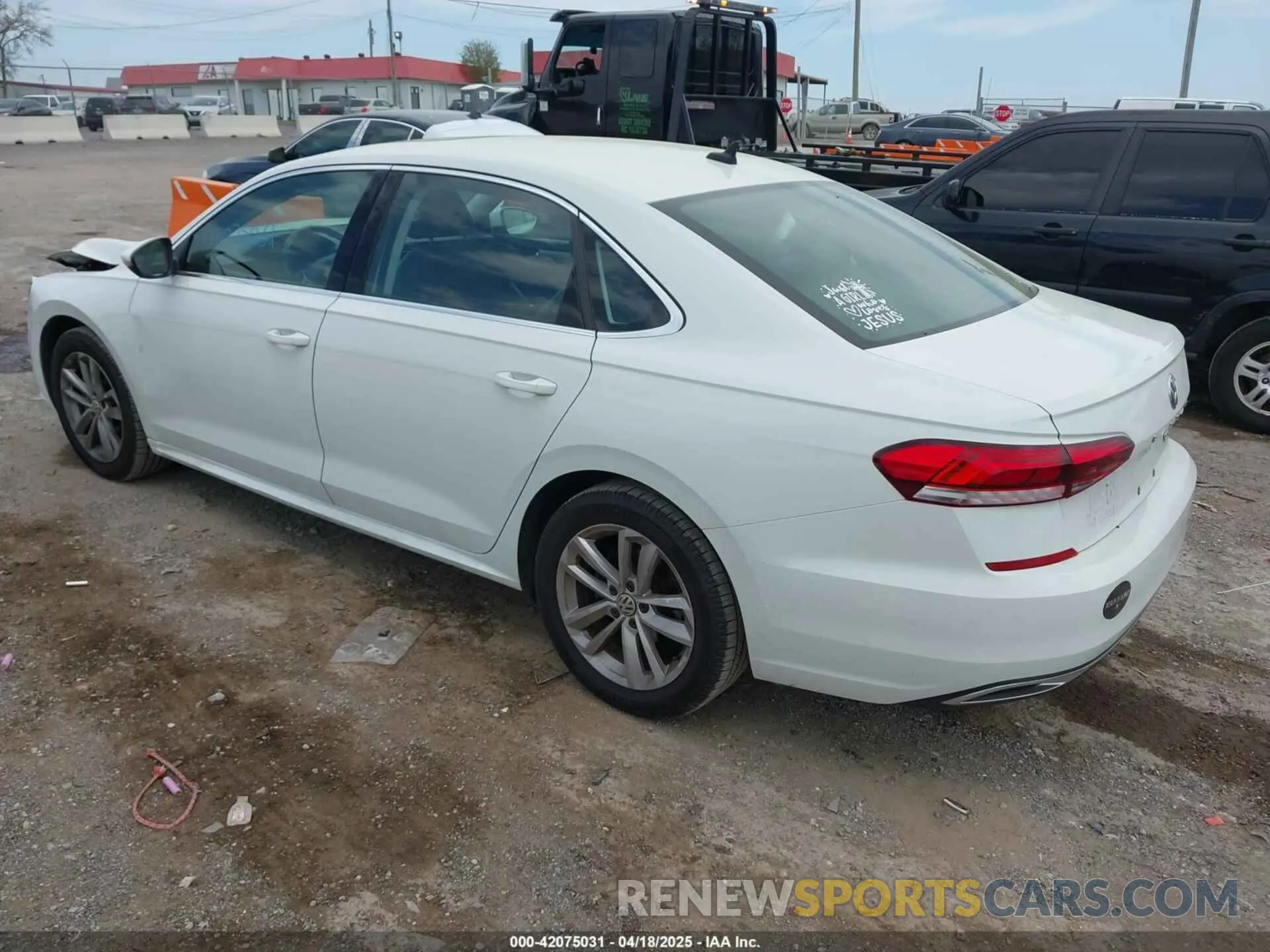 3 fotografías del automóvil dañado 1VWWA7A35LC020866 VOLKSWAGEN PASSAT 2020